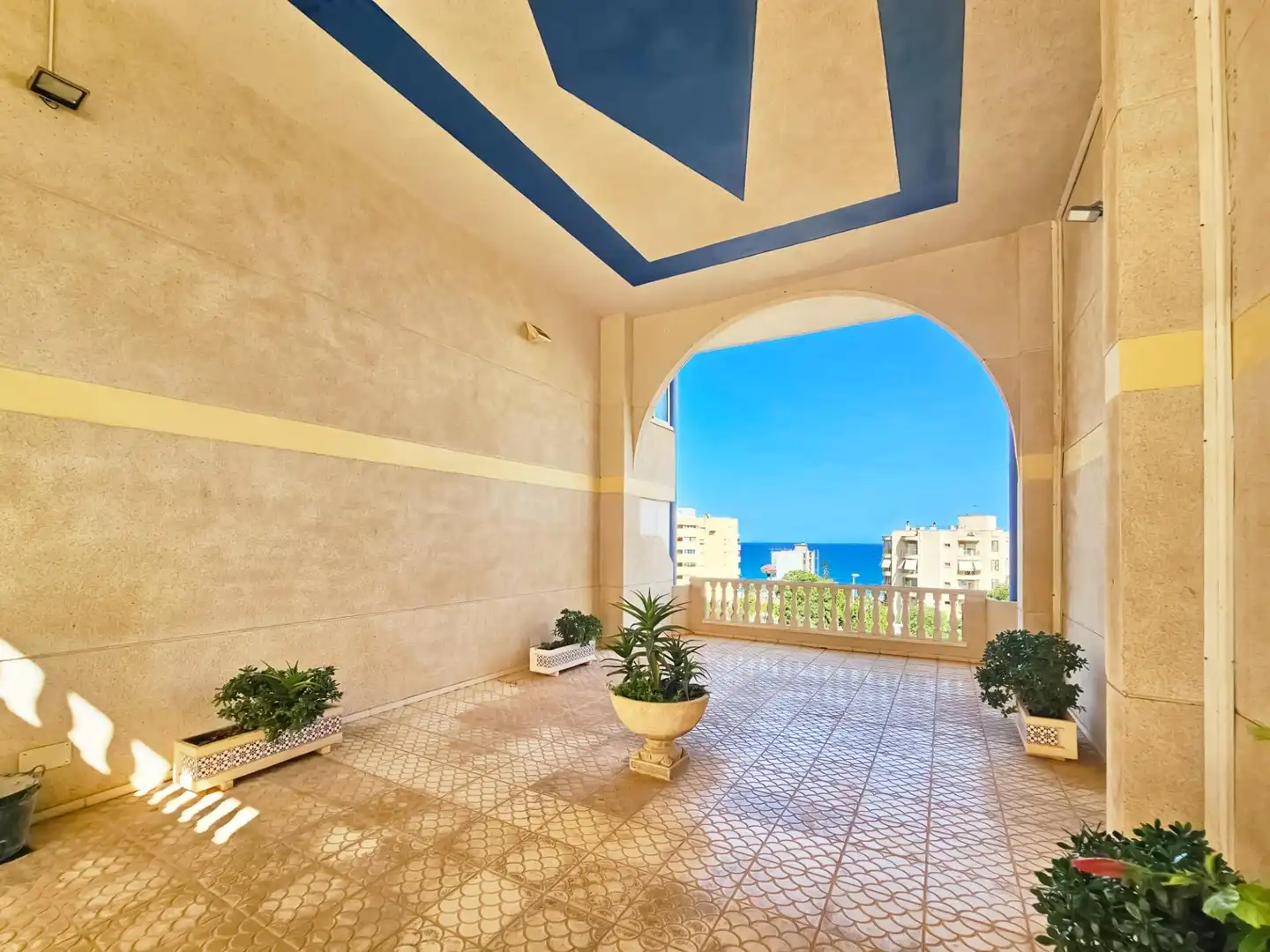 Apartamento con terraza en venta en Los Arenales del Sol, imagen 30