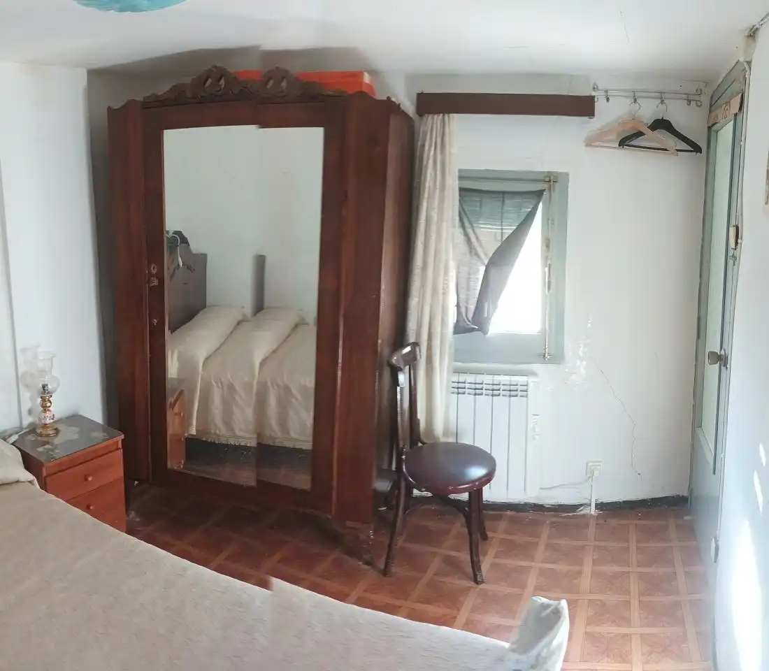 Habitación de Casa o chalet en venta en Torrijo de la Cañada con Amueblado y Balcón