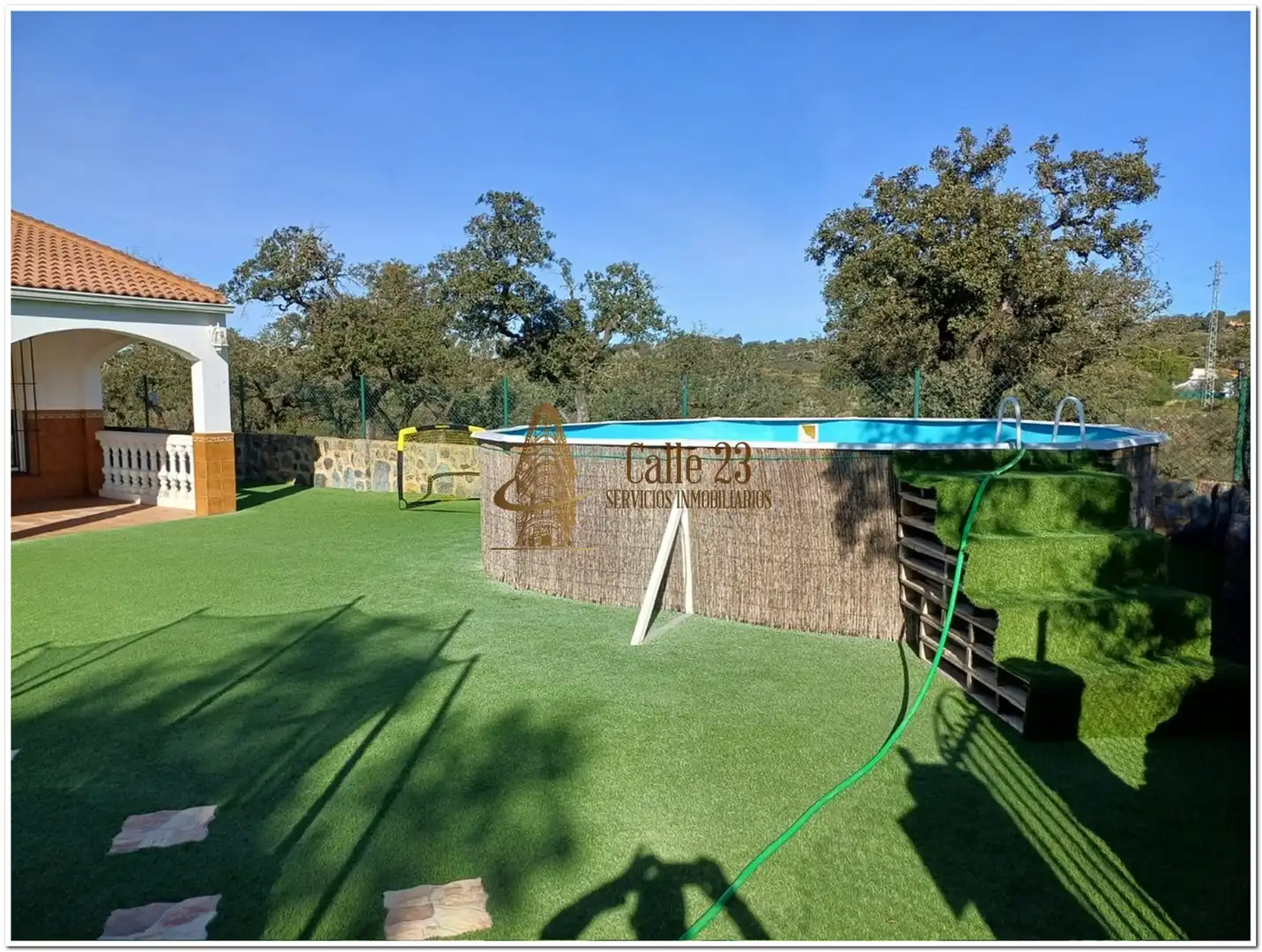 Piscina de Casa o chalet en venta en Zalamea la Real con Aire acondicionado, Calefacción y Jardín privado
