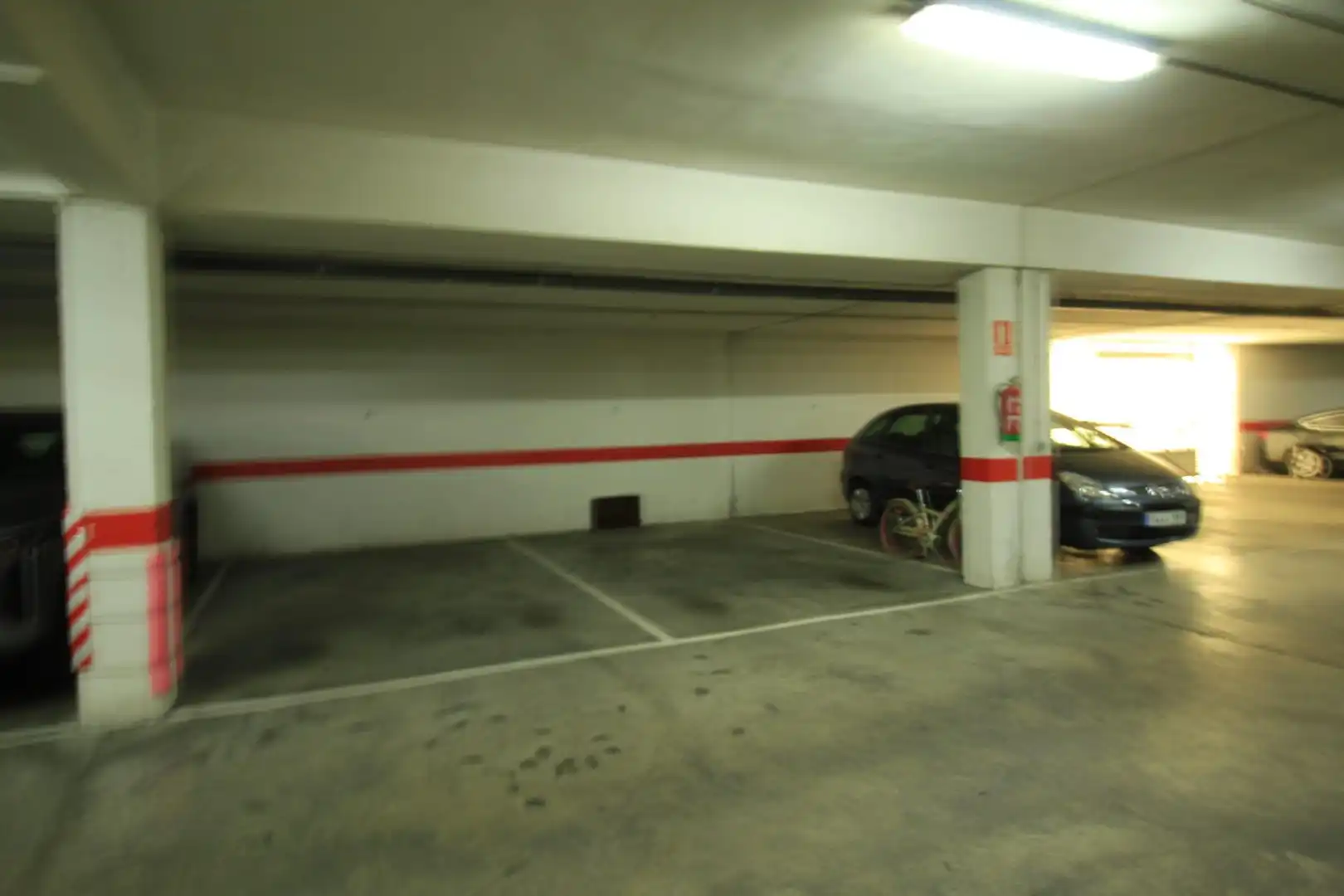 Parking de Ático de alquiler en Badajoz con Aire acondicionado, Calefacción y Trastero