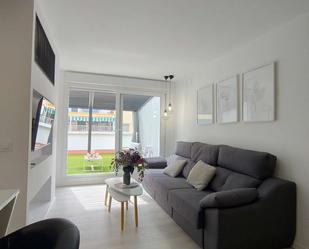 Living room of Apartment to share in  Sevilla Capital  with Air Conditioner and Terrace