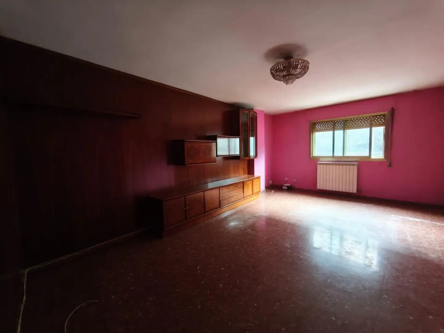 Living room of Flat for sale in Zaragoza  with Heating, Terrace and Balcony