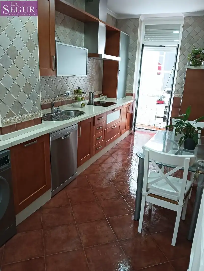 Cocina de Piso en venta en Cádiz