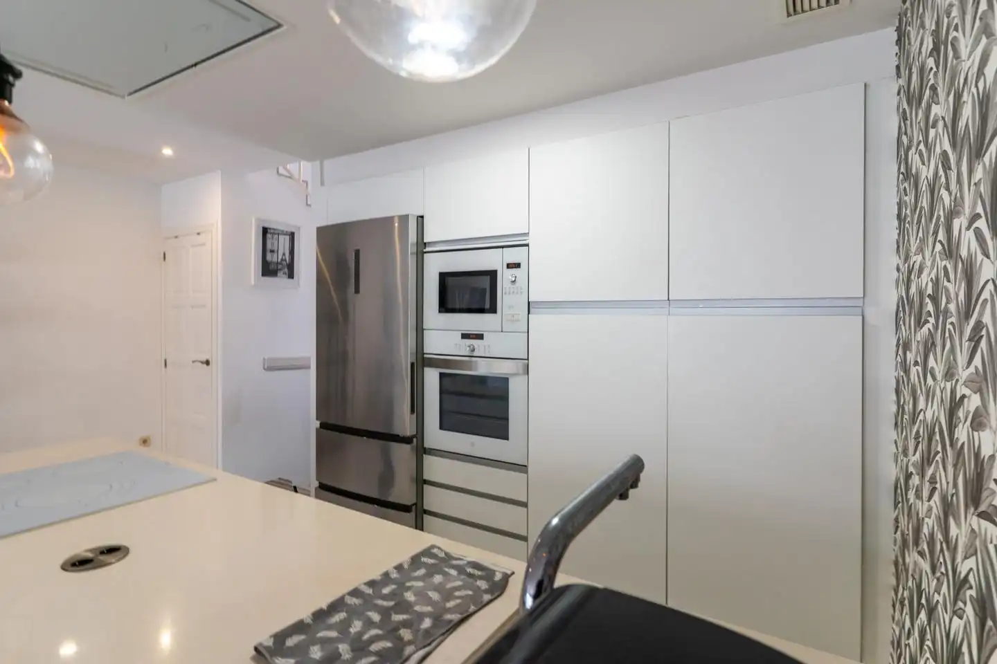 Kitchen of Detached homes for sale in Santa Pola  with Air Conditioner, Private garden and Parquet flooring