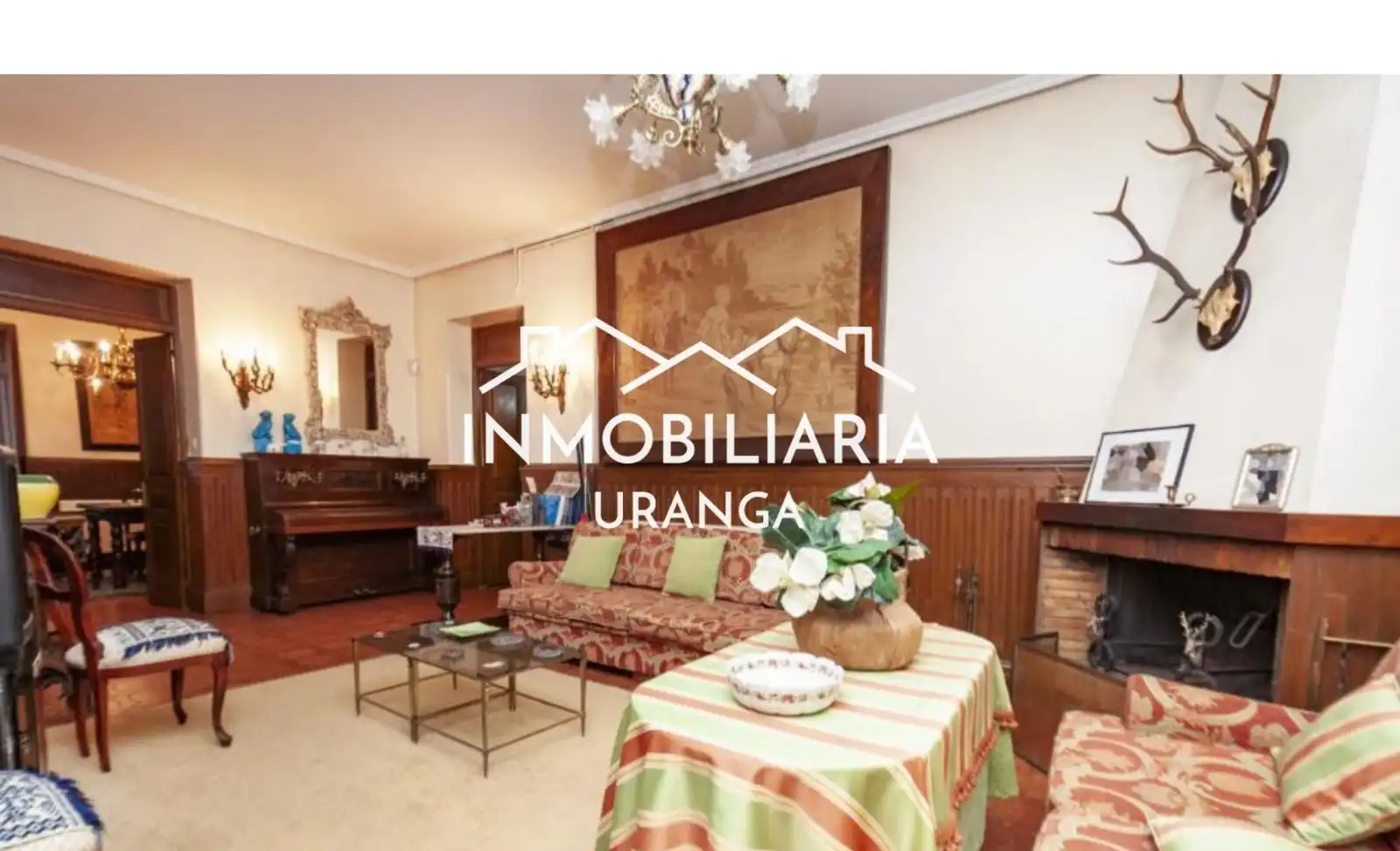 Casa amb jardí en venda a 32 N - 629a