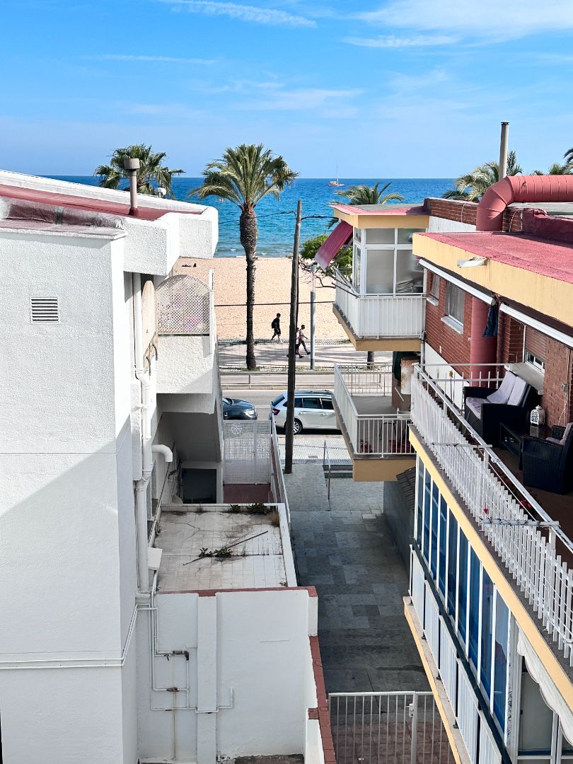 Exterior view of Apartment to rent in Cambrils  with Heating, Terrace and Furnished