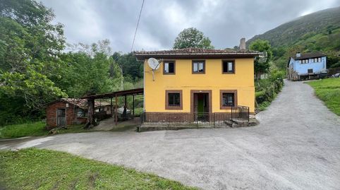 CASA INDEPENDIENTE CON TERRENO