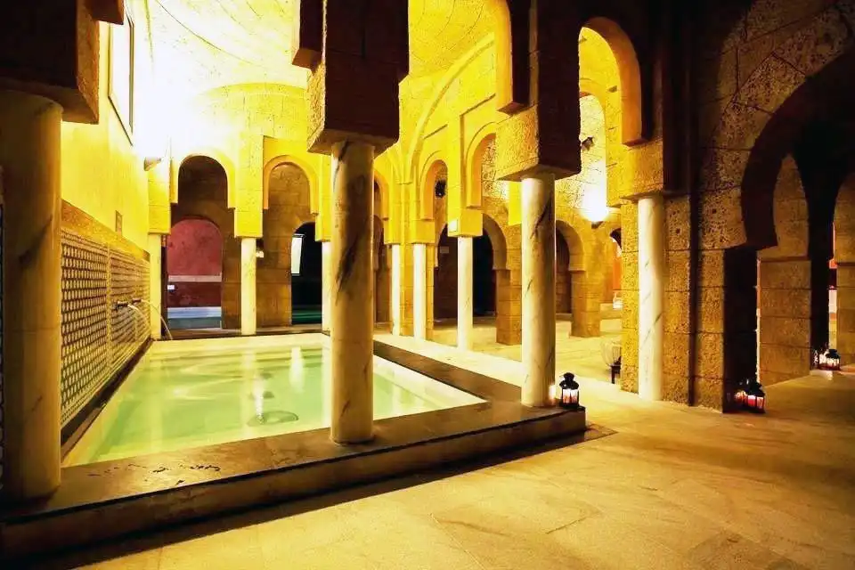 Piscina de Casa adosada en venda en Chiclana de la Frontera amb Aire condicionat, Jardí privat i Terrassa