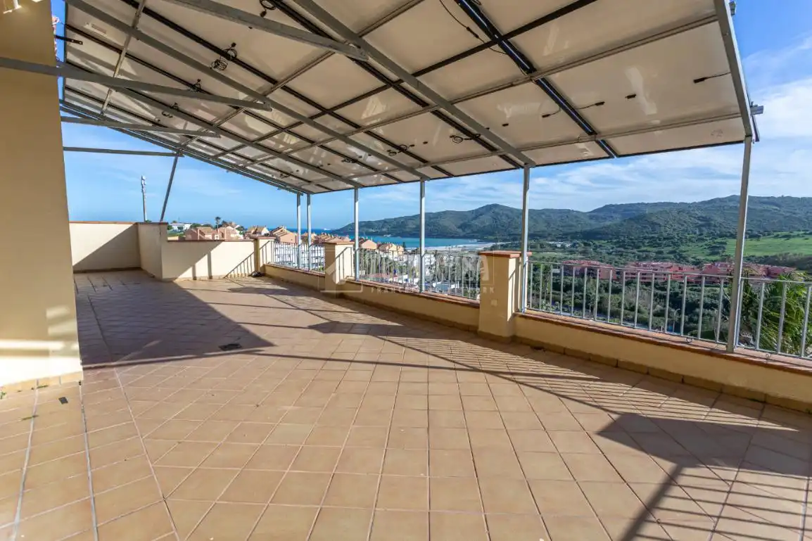 Terrace of Houses for sale in Algeciras  with Air Conditioner and Swimming Pool
