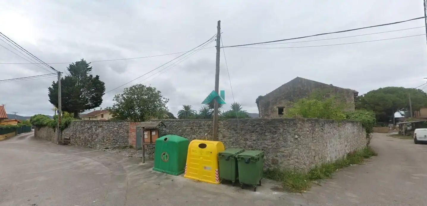 Vista exterior de Finca rústica en venda en Bárcena de Cicero amb Jardí privat, Terrassa i Traster