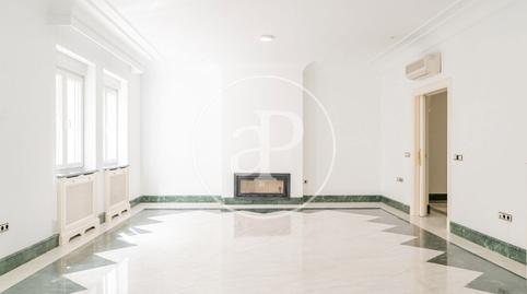 Foto 5 de Piso en venta en Calle de Alcántara, Valdeacederas,  Madrid Capital