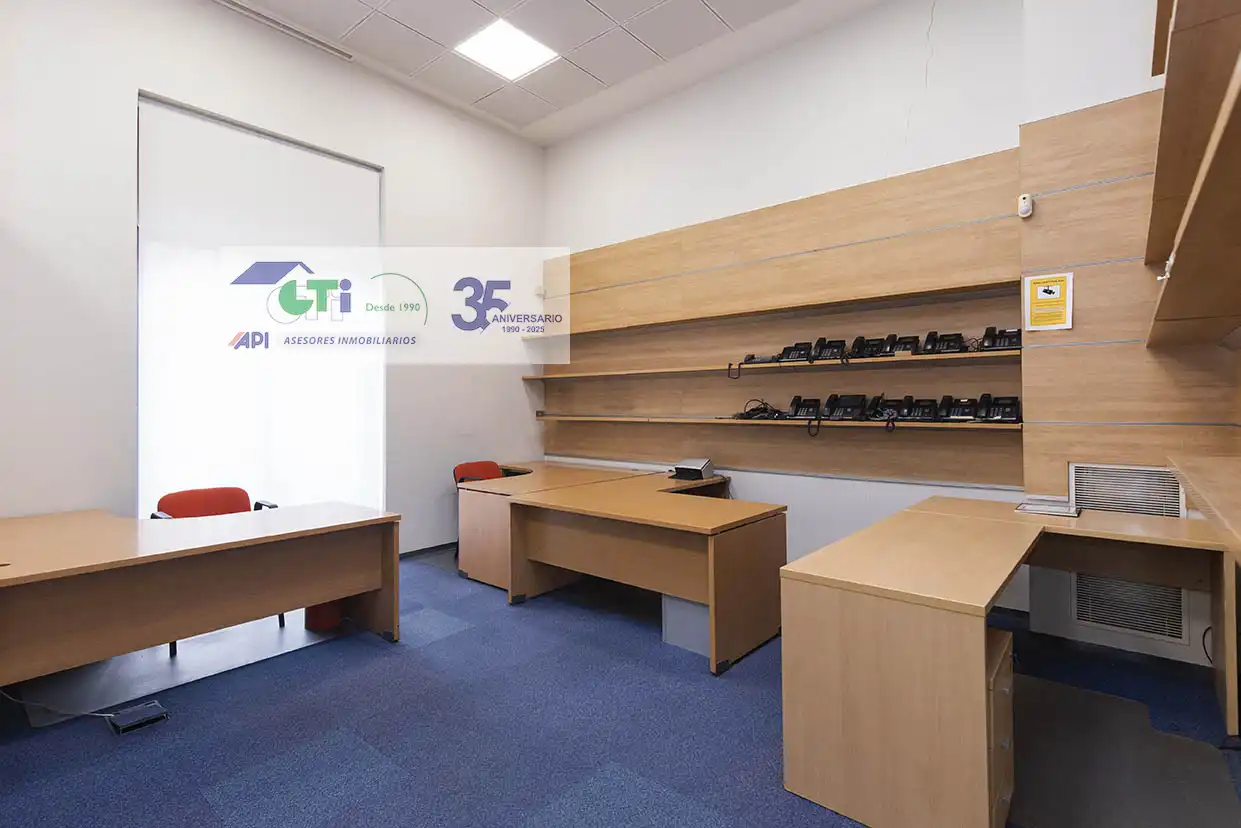 Office space to rent in COSO, imagen 36