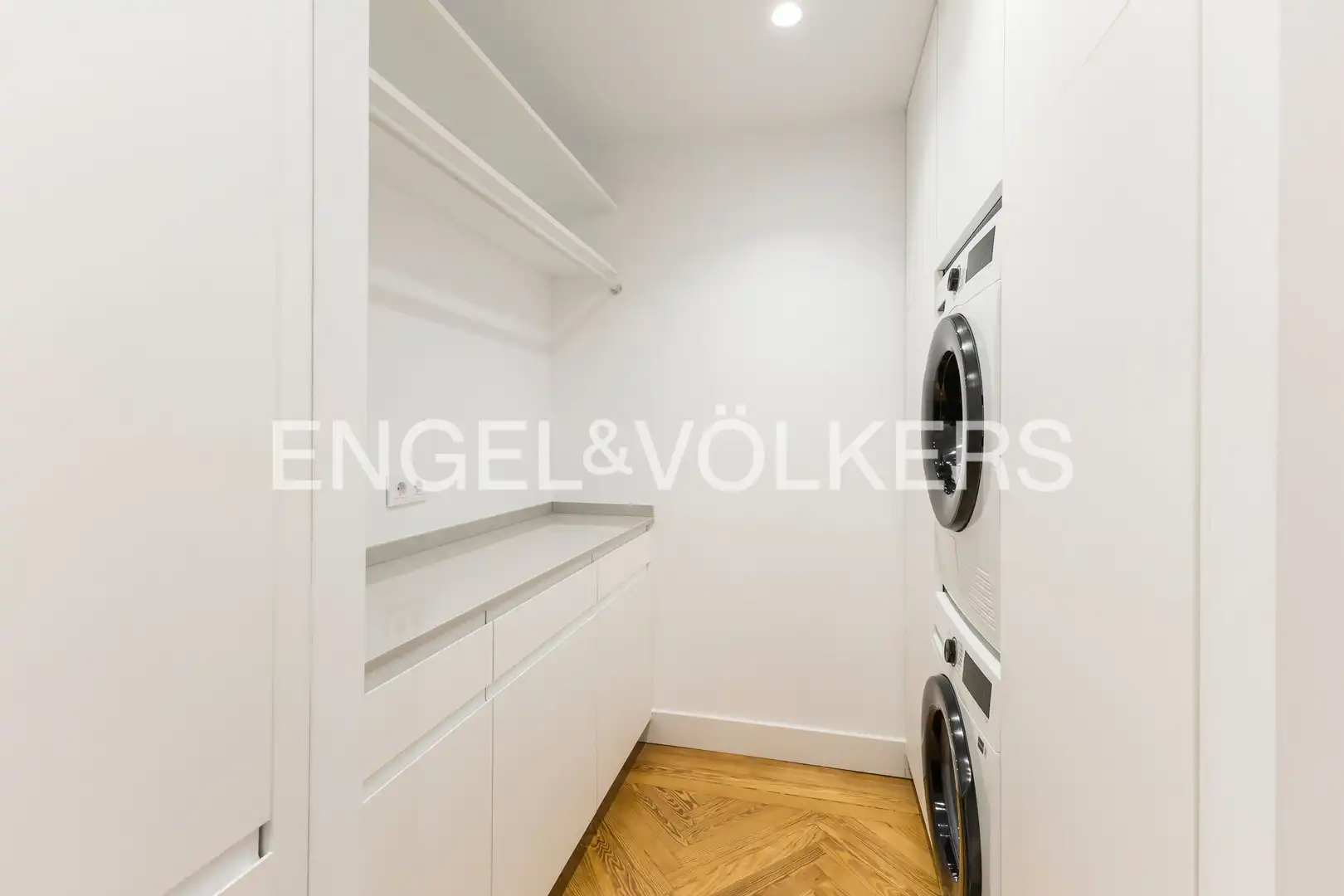 Küche von Wohnung zur Miete in Madrid mit Klimaanlage, Heizung und Parkett