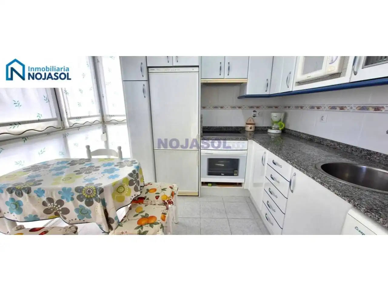 Cuina de Apartament en venda en Noja amb Calefacció, Terrassa i Traster