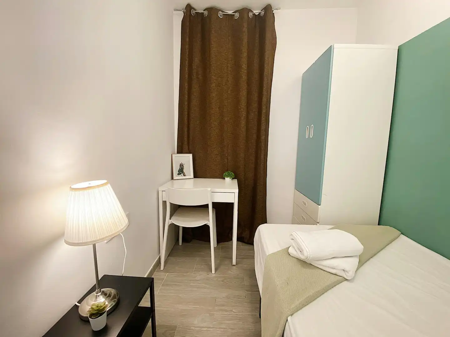Habitación de Piso para compartir en Barcelona con Calefacción, Amueblado y Lavadora