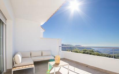 Terrasse von Erdgeschoss zum verkauf in Istán mit Klimaanlage, Terrasse und Schwimmbad