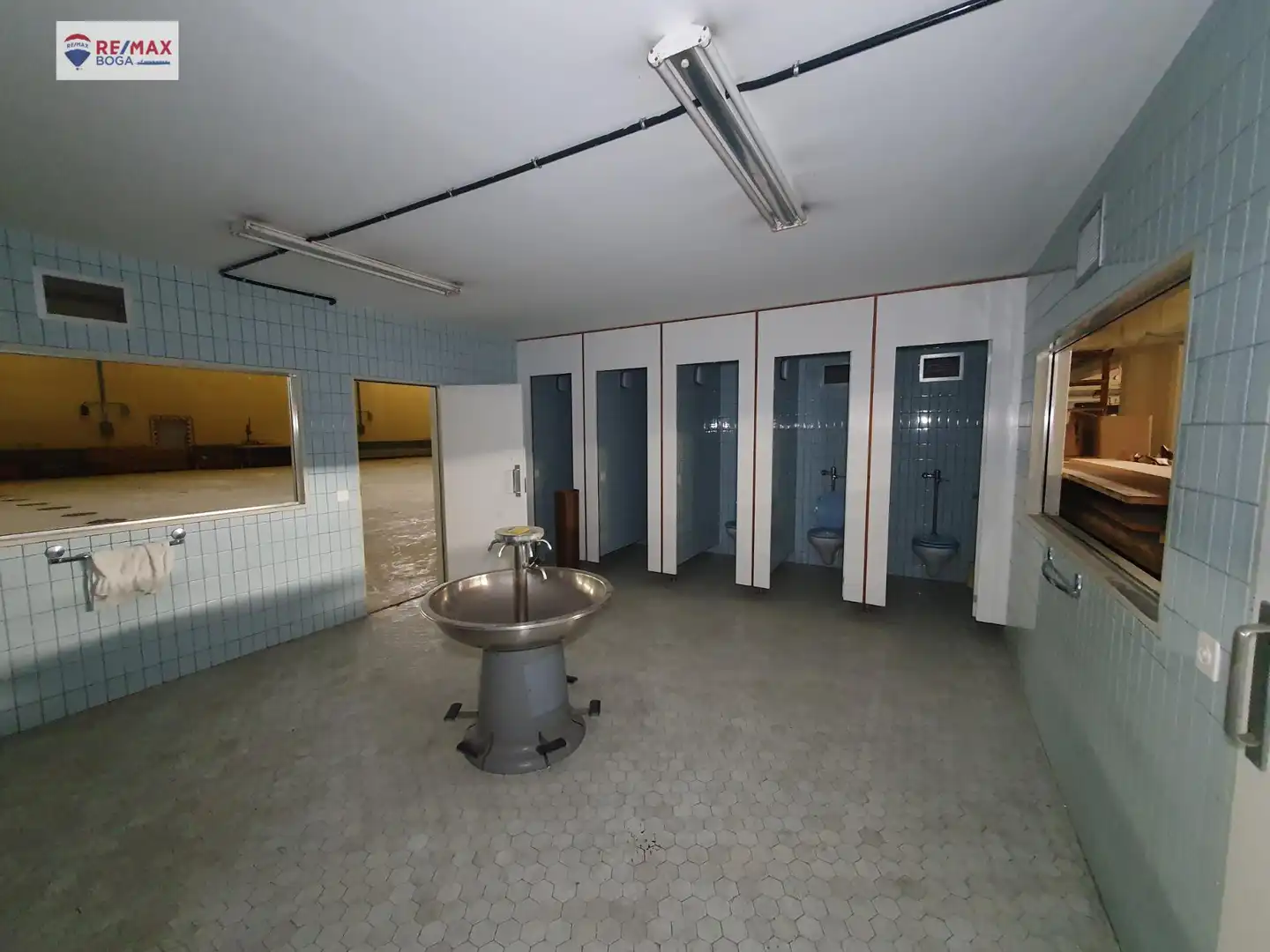 Bathroom of Industrial buildings for sale in Sangüesa / Zangoza