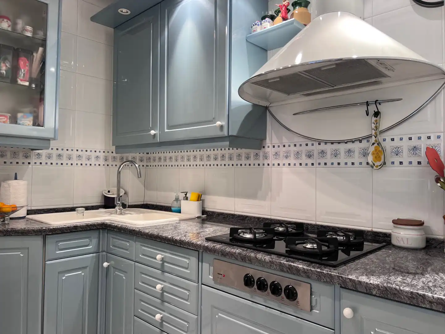 Cocina de Casa o chalet en venta en Badalona con Aire acondicionado, Calefacción y Terraza