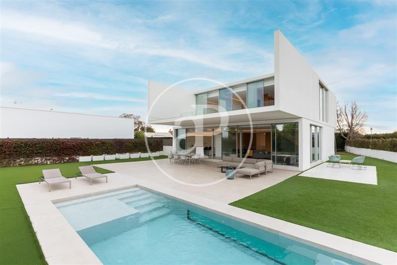 Foto 1 de Casa o xalet de lloguer a Carrer Rosinyol, Torre en Conill - Cumbres de San Antonio, Valencia