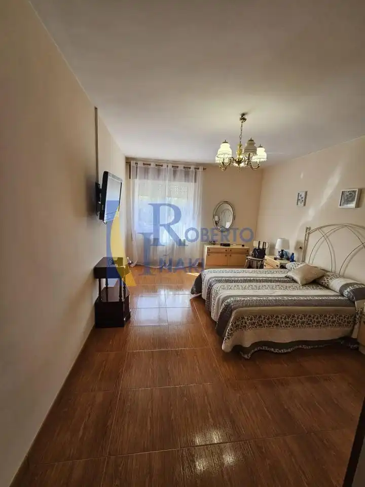 Habitación de Casa o chalet en venta en Laguna de Negrillos con Calefacción y Jardín privado