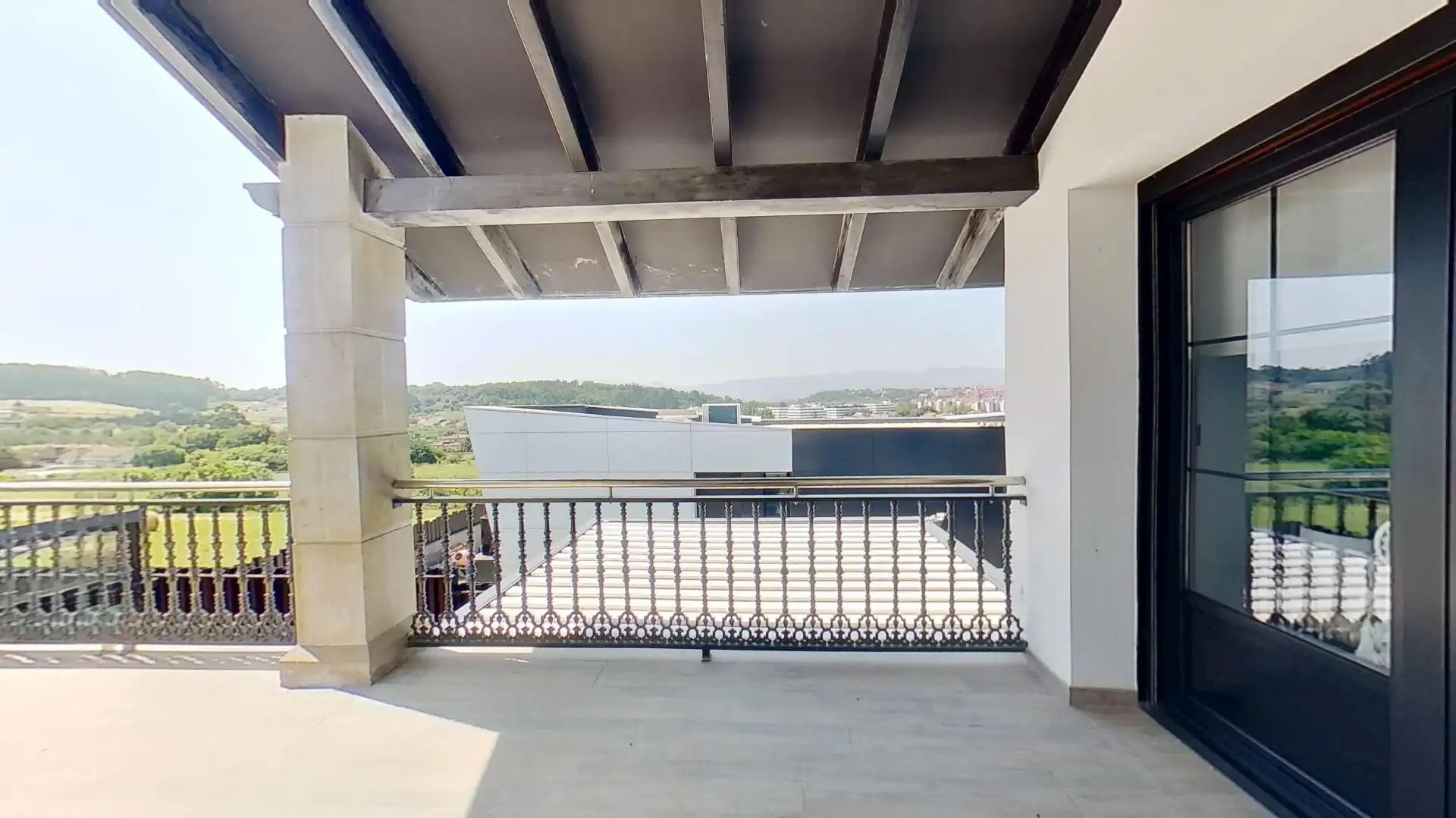 Terrassa de Casa o xalet en venda en Berango amb Calefacció, Jardí privat i Terrassa