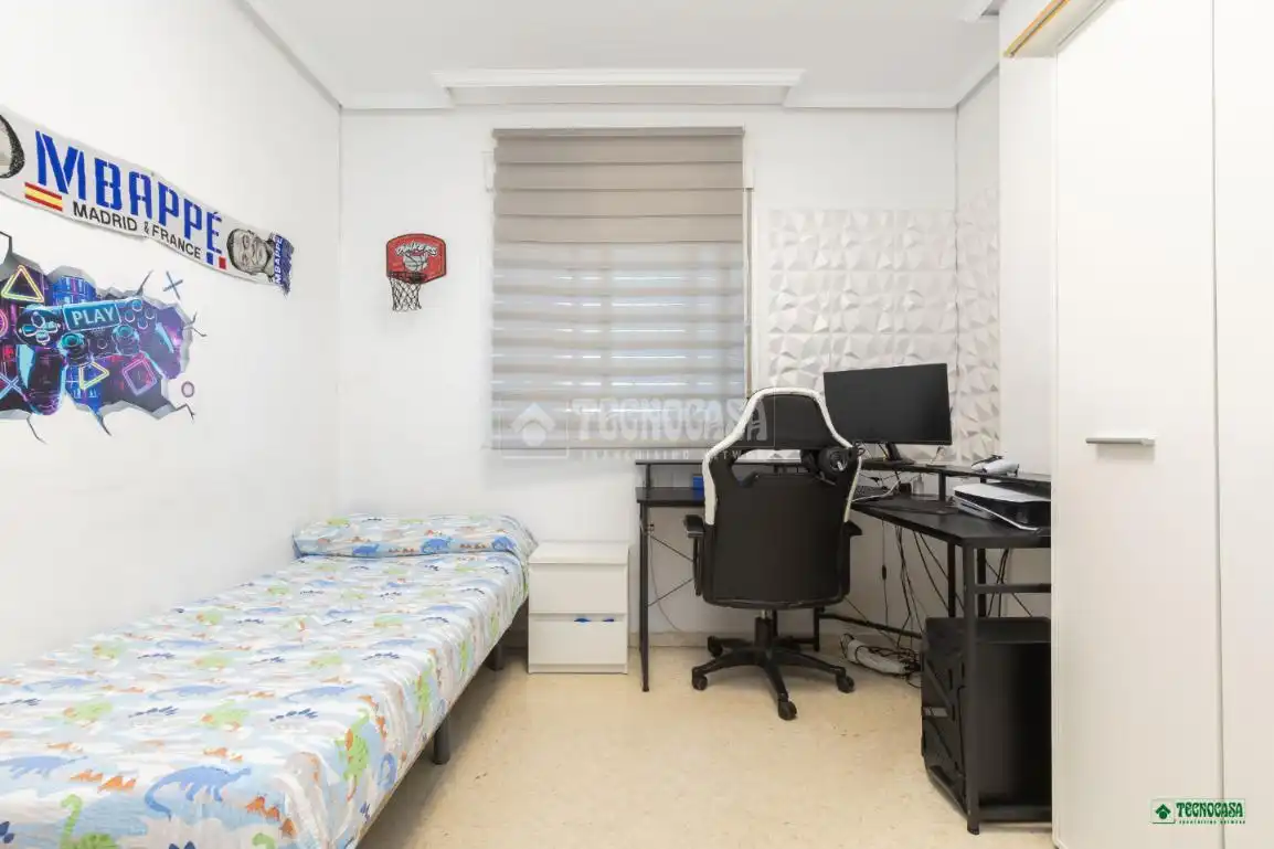 Habitación de Piso en venta en Almería con Aire acondicionado