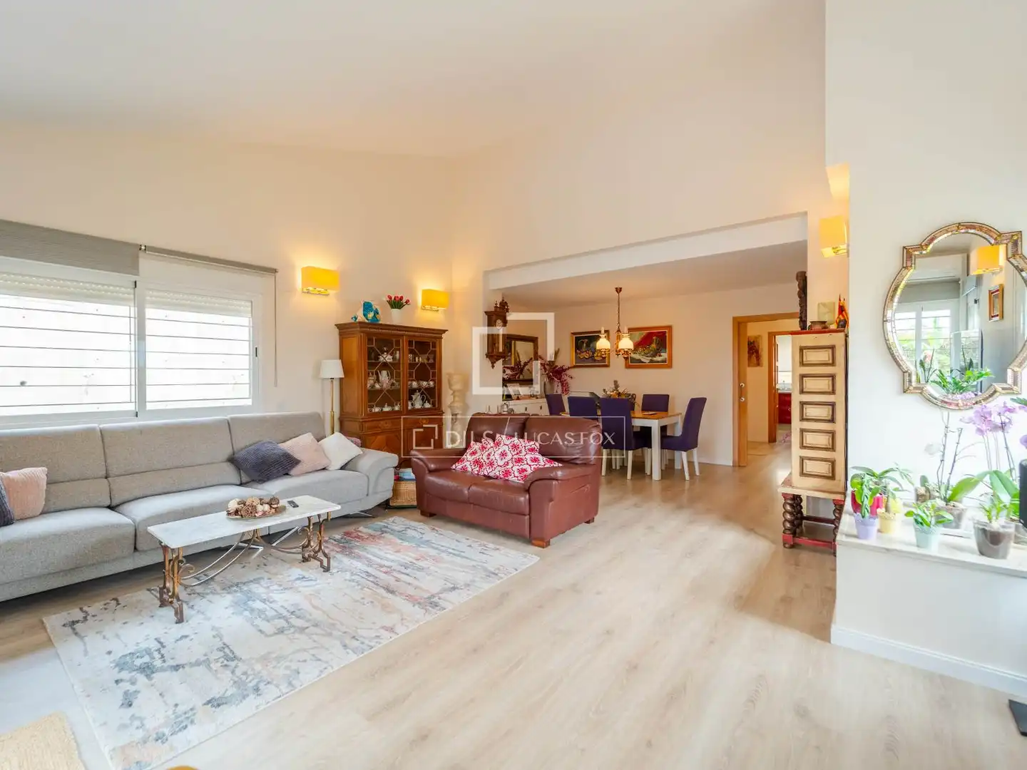 Sala d'estar de Casa o xalet en venda en Bétera amb Aire condicionat, Calefacció i Jardí privat
