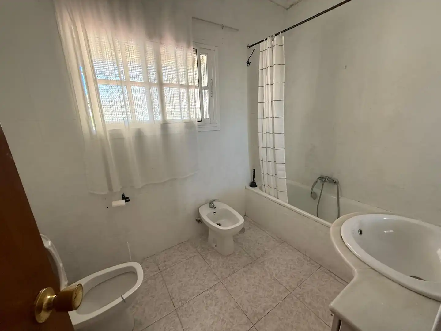 Baño de Casa o chalet de alquiler en Benalmádena con Aire acondicionado y Jardín privado