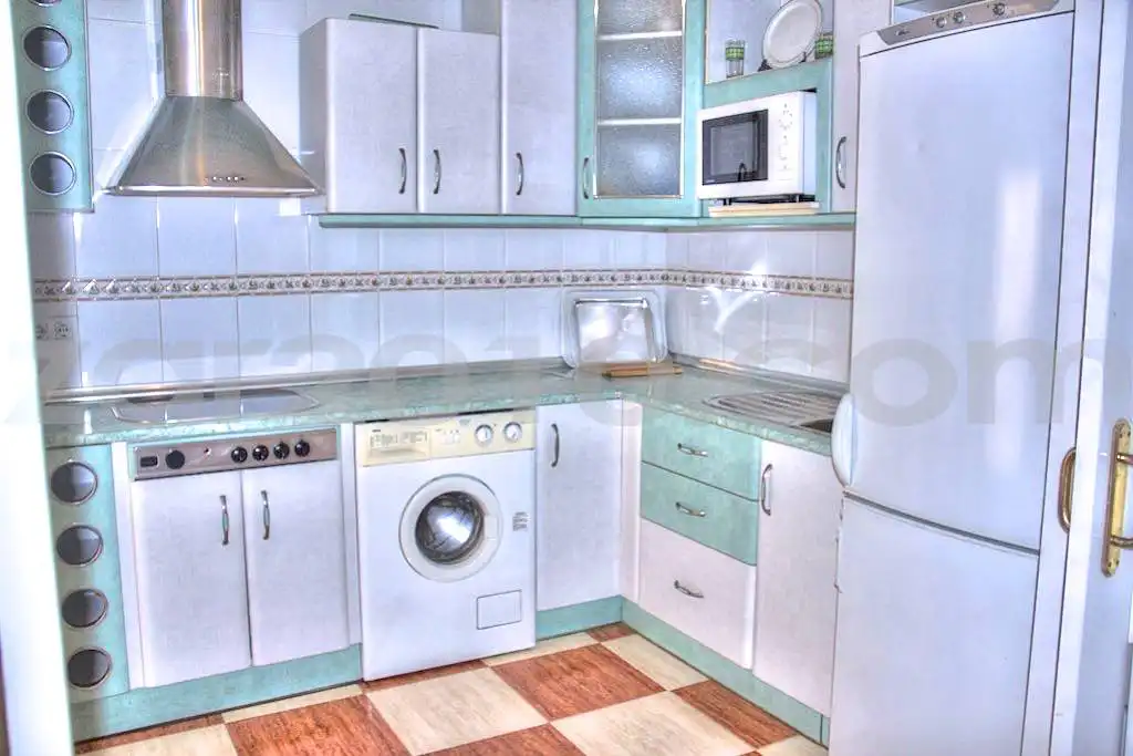 Cocina de Piso en venta en Garrucha con Terraza, Amueblado y Horno