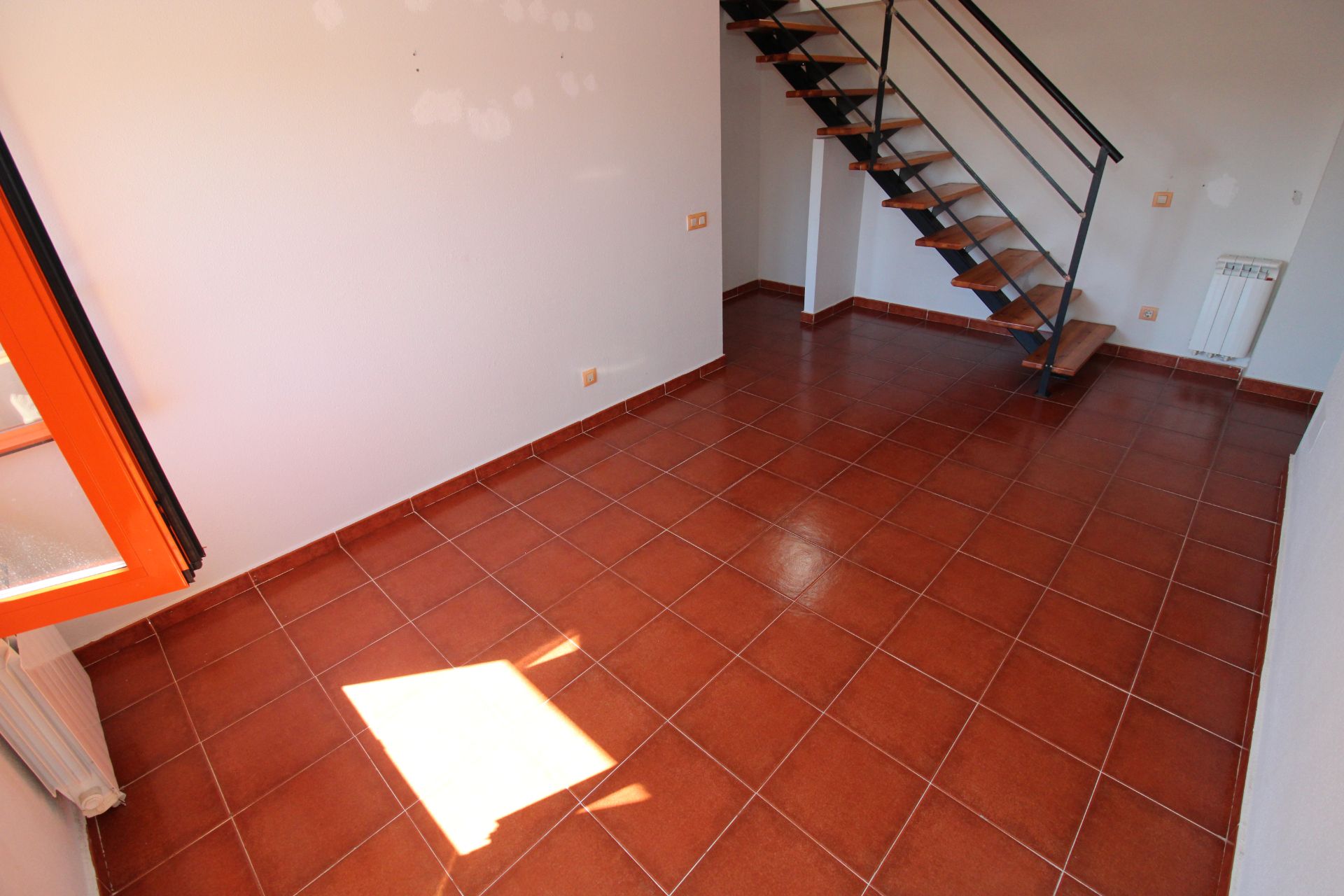 Dúplex en venta en Torremocha de Jarama con Calefacción, Trastero y Horno