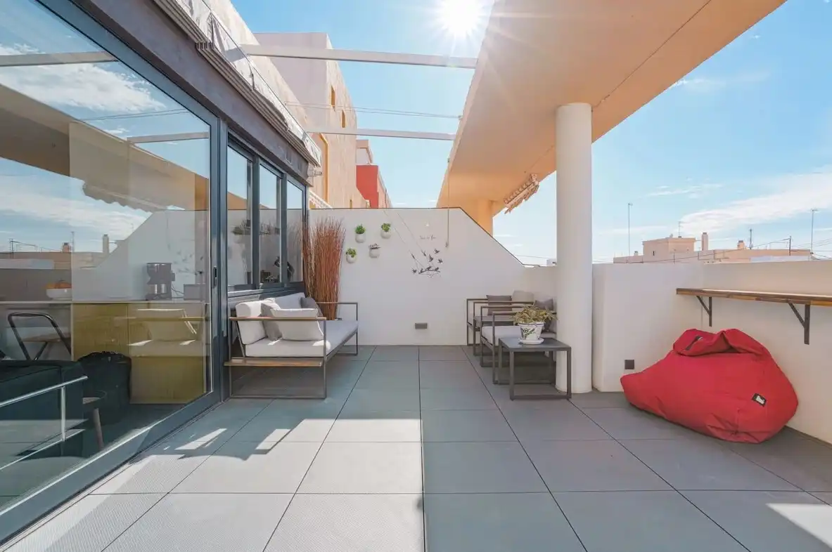 Terrassa de Apartament de lloguer en Valencia amb Aire condicionat, Calefacció i Terrassa