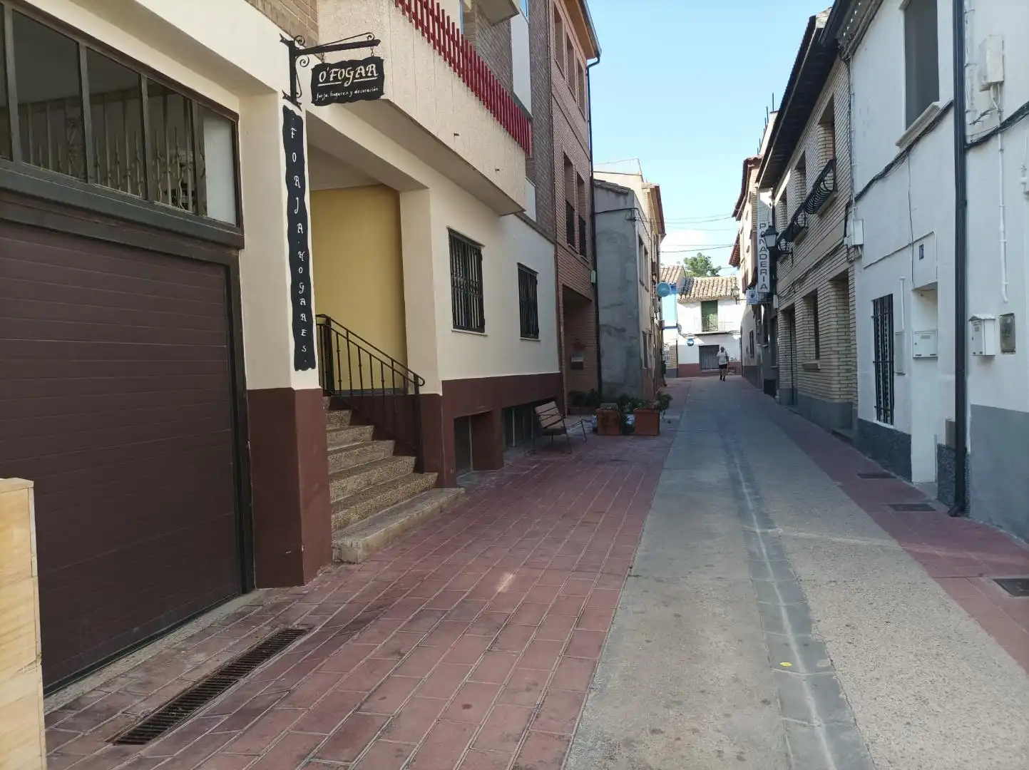 Außenansicht von Geschaftsraum zum Verkauf in La Puebla de Alfindén