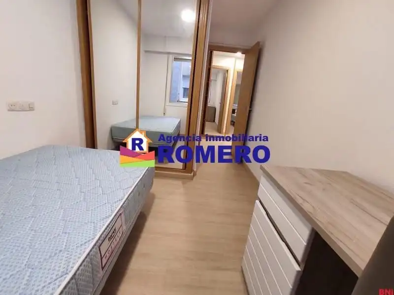 Schlafzimmer von Wohnung zum Verkauf in Santiago de Compostela 