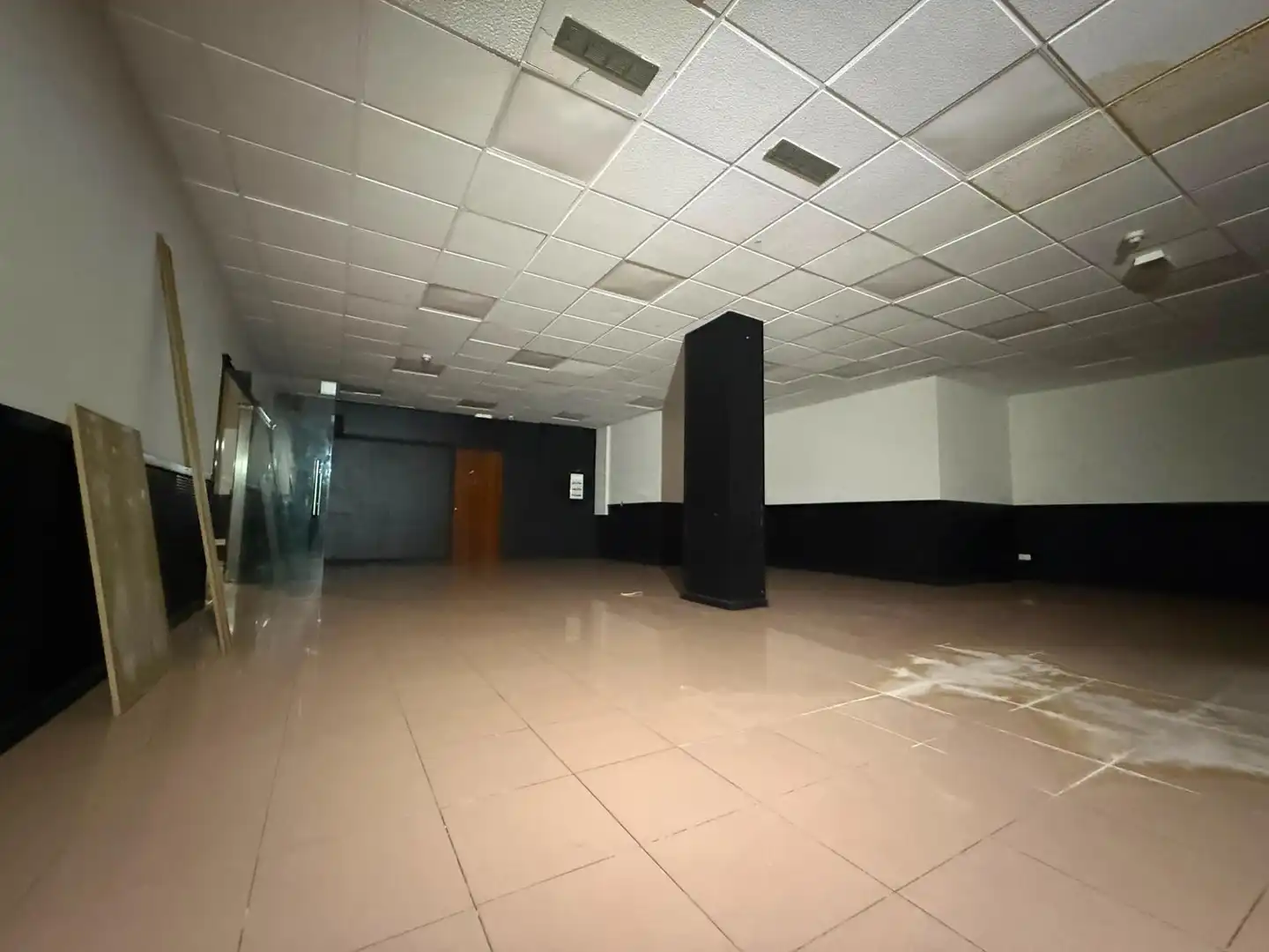 Local comercial en venta en Montigalà - Sant Crist, imagen 13
