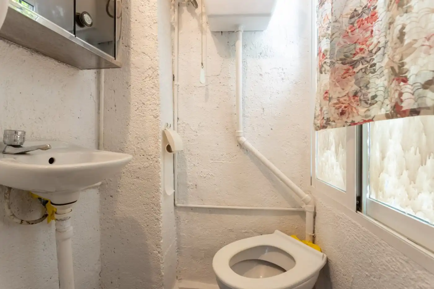 Baño de Casa o chalet en venta en Dúdar con Aire acondicionado, Calefacción y Jardín privado