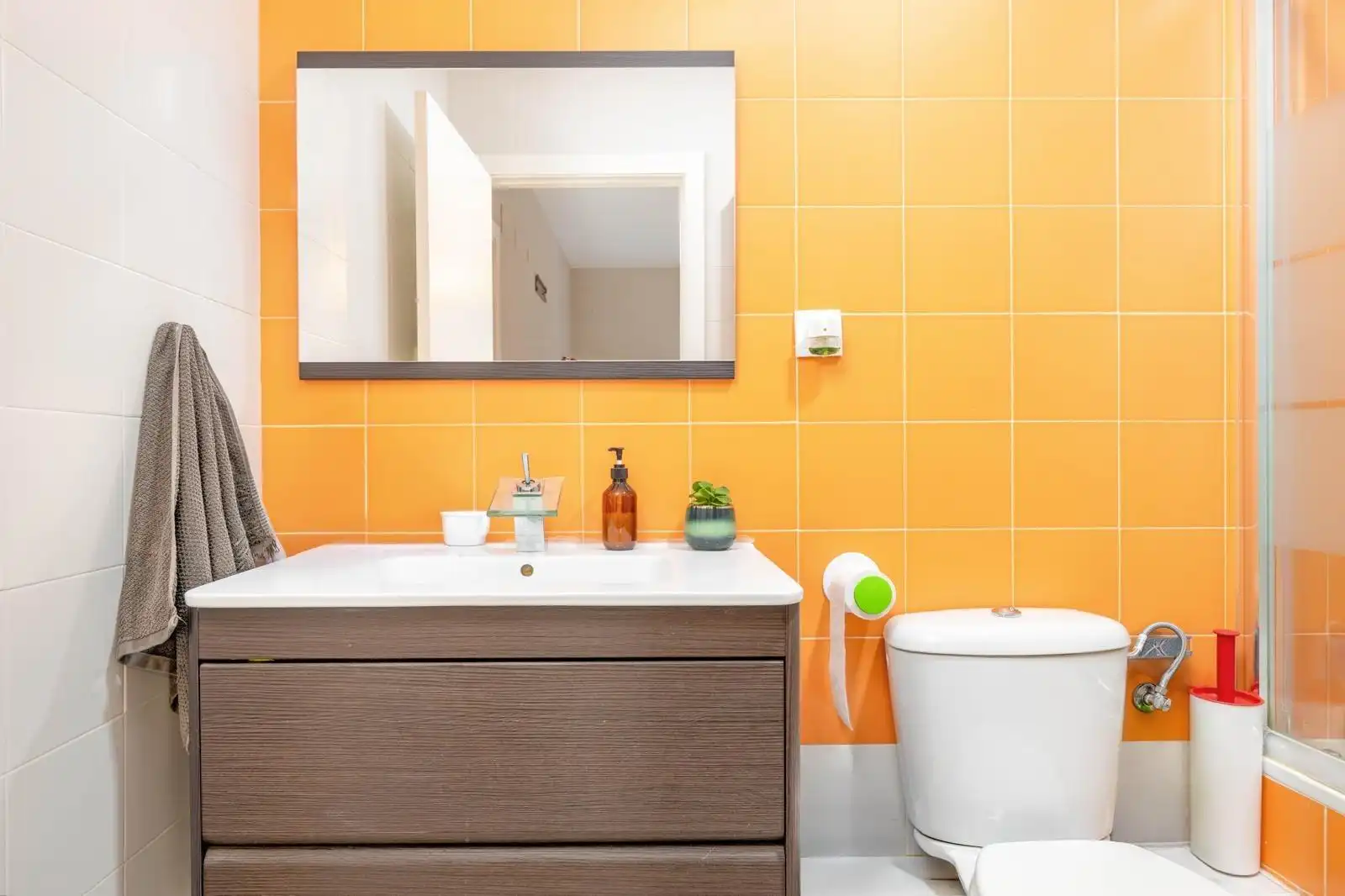 Baño de Piso en venta en Sevilla con Aire acondicionado, Calefacción y Trastero