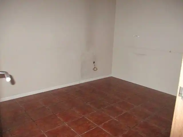 Local comercial en venta en Calle Alfonso Camín, imagen 4