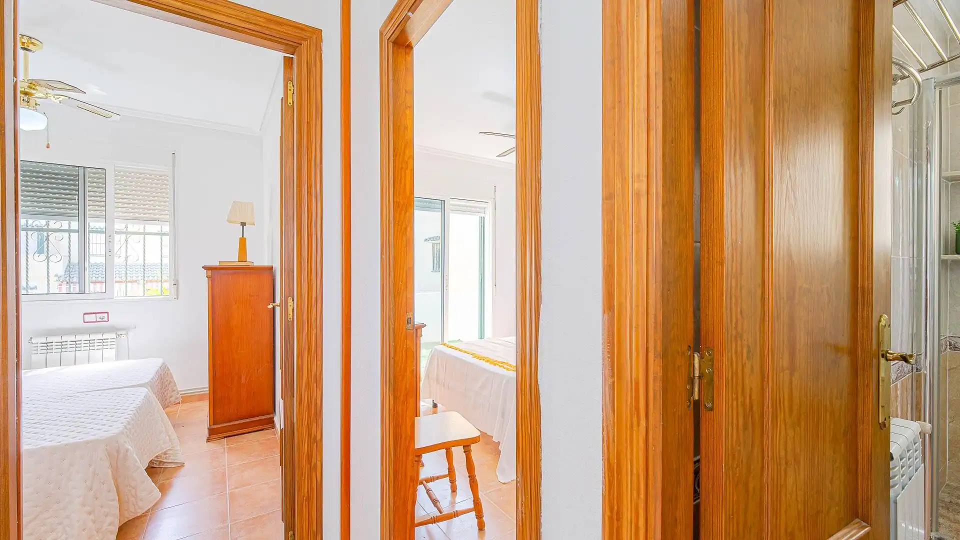 Casa adosada en venta en Orihuela con Aire acondicionado, Calefacción y Jardín privado
