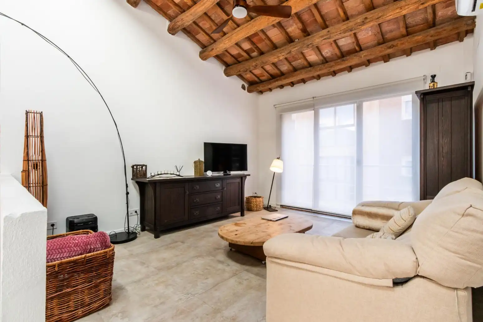 Living room of Houses for sale in Terrassa  with Air Conditioner, Heating and Terrace