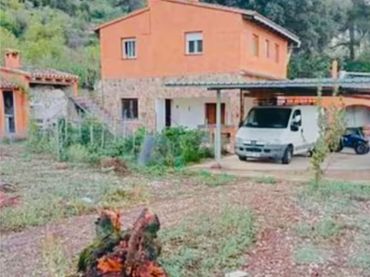 Xalet amb jardí en venda a La Vall de Laguar
