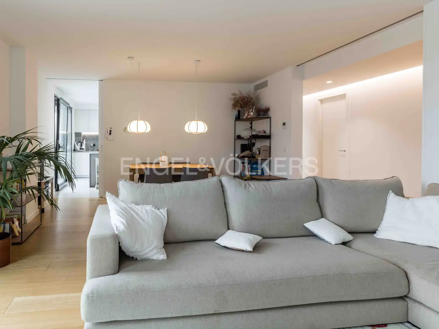 Living room of Attic for rent in Barcelona  with Air Conditioner, Heating and Parquet flooring