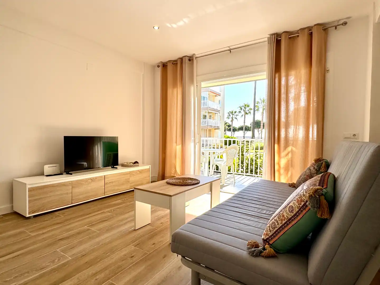 Sala de estar de Apartamento en venta en Cambrils con Aire acondicionado, Amueblado y Horno