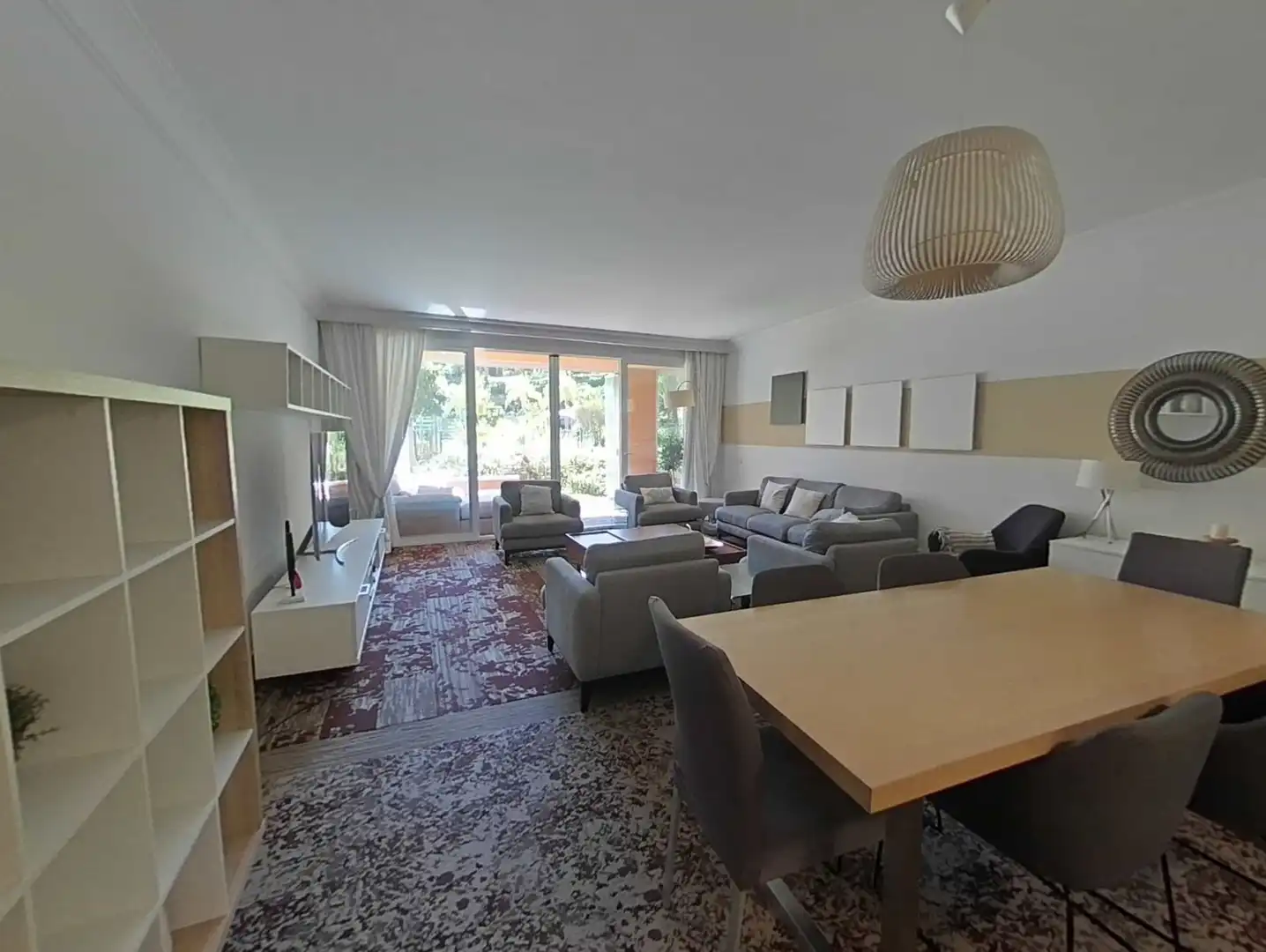Sala d'estar de Apartament en venda en Marbella amb Terrassa, Traster i Moblat