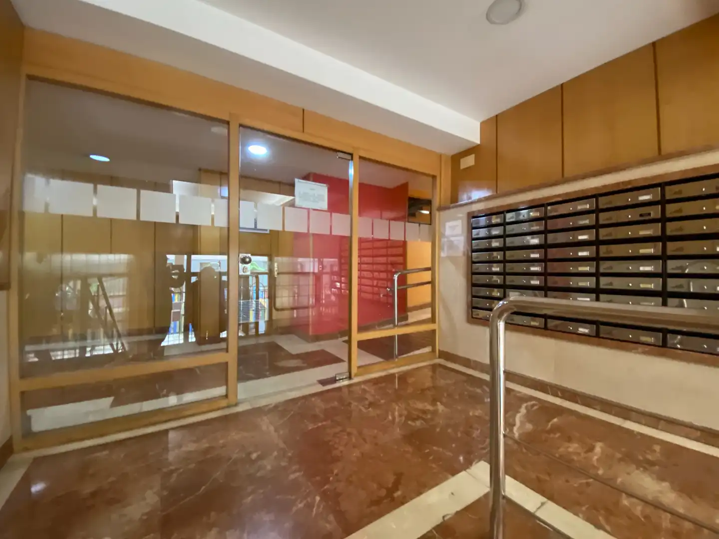 Piso de alquiler en Bilbao  con Calefacción, Terraza y Amueblado