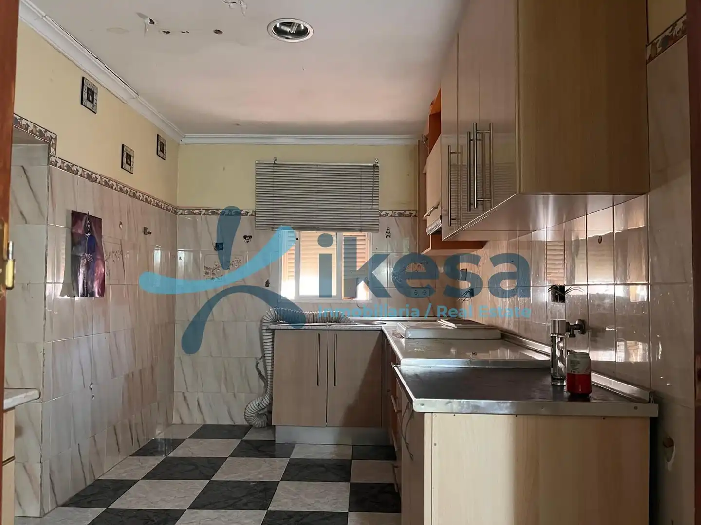 Kitchen of Flat for sale in Utrera  with Terrace