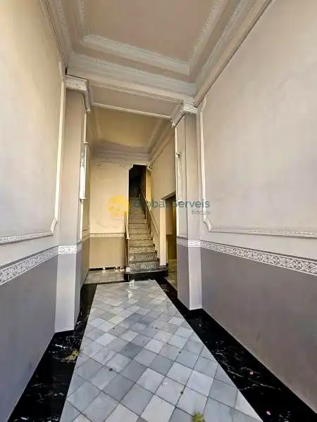 Piso en venta en Barcelona con Terraza