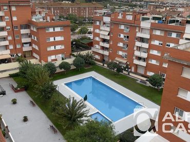 Àtic amb piscina en venda a Fenals