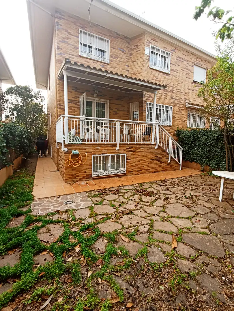 Terraza de Casa adosada en venta en Villaviciosa de Odón con Calefacción, Jardín privado y Parquet