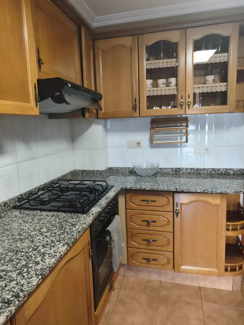 Piso de alquiler en Calle de Juan XXIII, Barrio de Benicalap