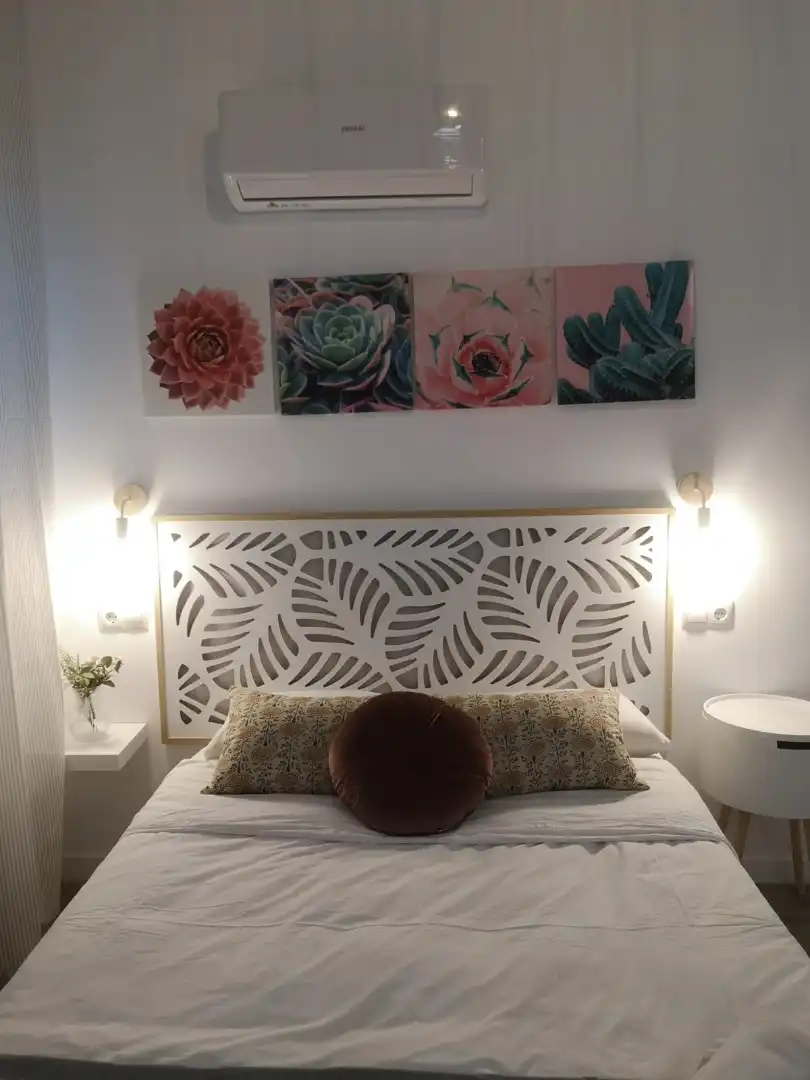 Schlafzimmer von Geschaftsraum zum Verkauf in Málaga mit Klimaanlage, Heizung und Möbliert
